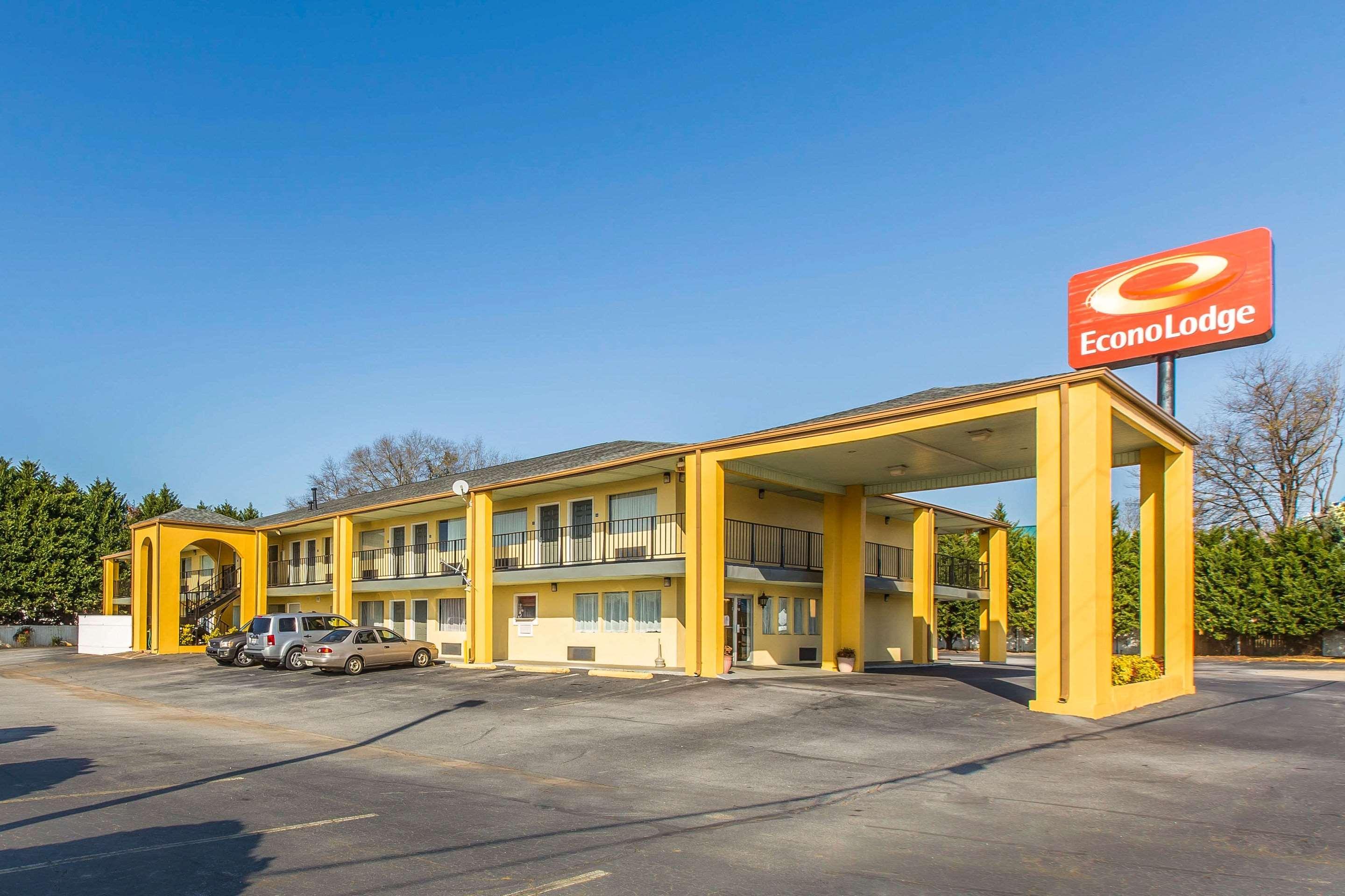 Econo Lodge Thomaston Exterior photo
